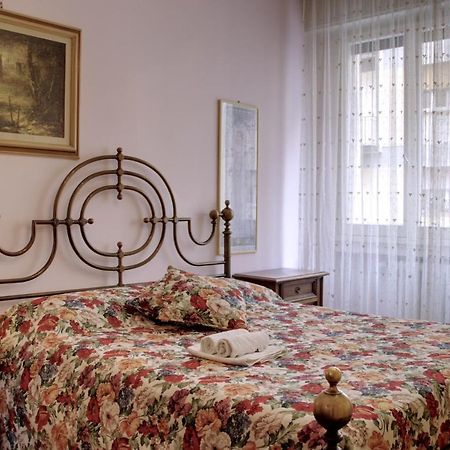 Апартаменти Grandma'S House Флоренція Екстер'єр фото